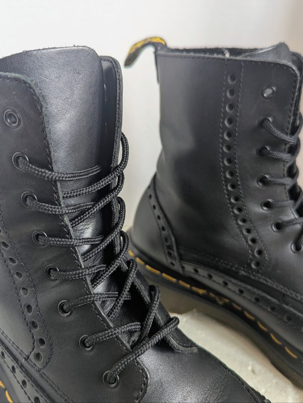 Vtg Dr. Martens 3A36 Wingtip Brogue 8-Eye Boots Sz 7 Made in England Rare Black - Picture 10 of 16